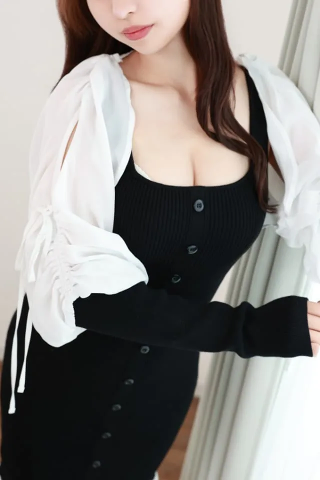 月城 瑛莉香のグラビア画像 1